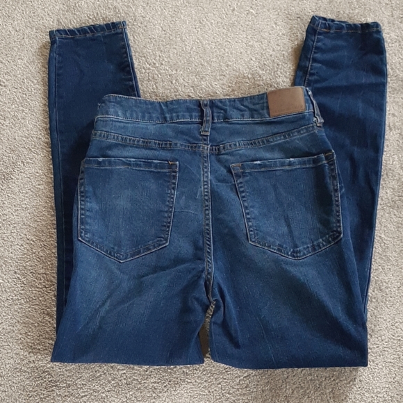 Aeropostale Skinny Jeans - Picture 2 of 4